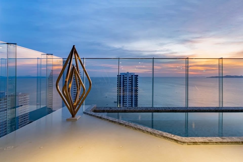 The Panora Pattaya 1BR Condo, 28th Floor