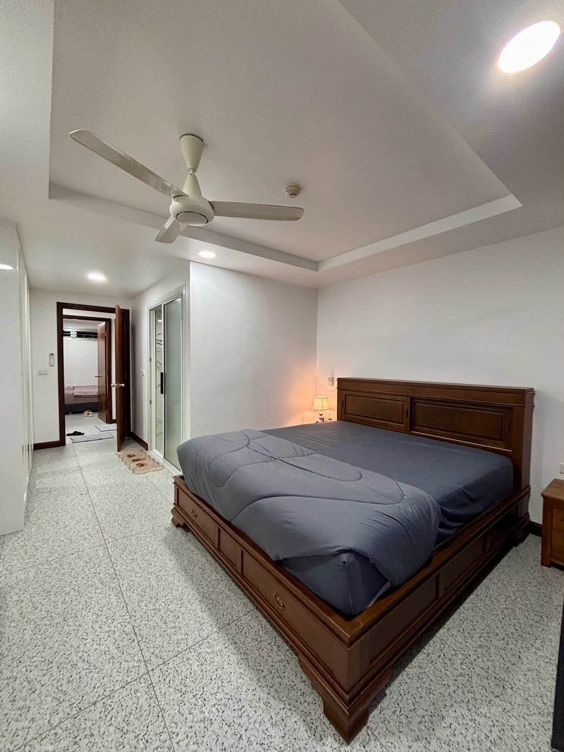 The Regent Pratumnak 2BR Sea and city view, 5th Floor