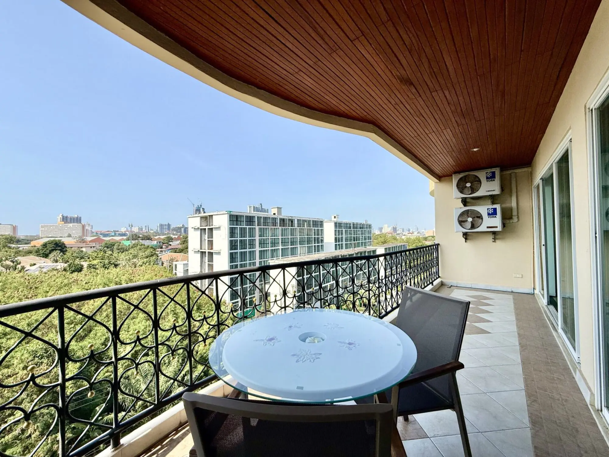 The Residence 2BR City view
