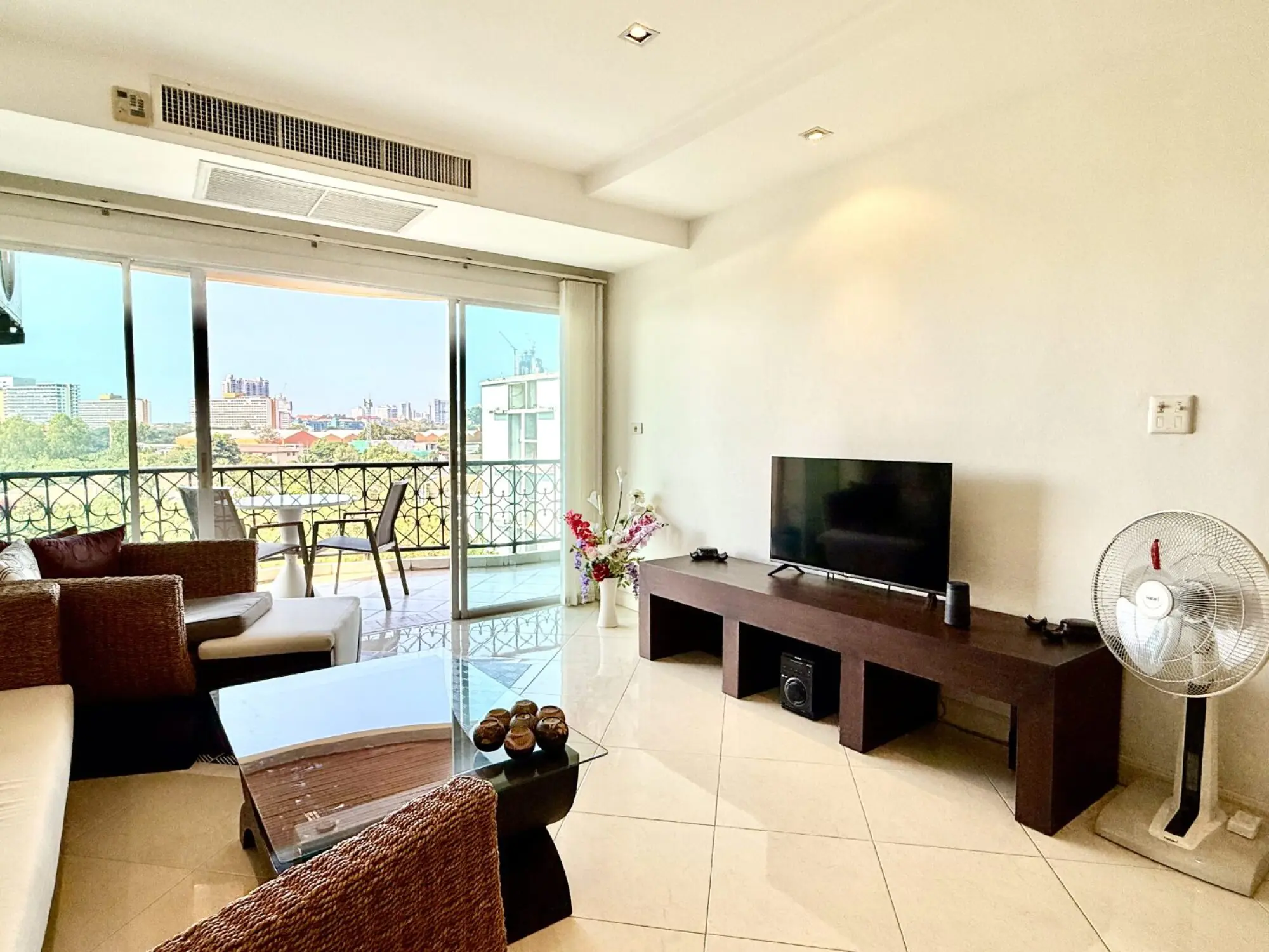 The Residence 2BR City view