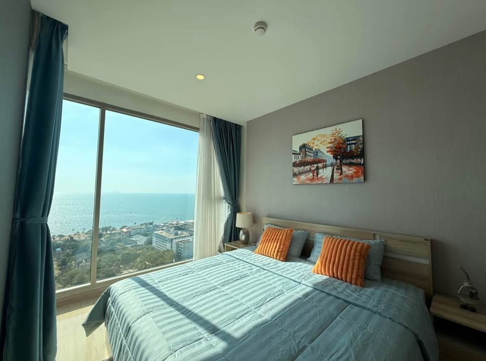 The Riviera Jomtien 1BR Seaview Condo