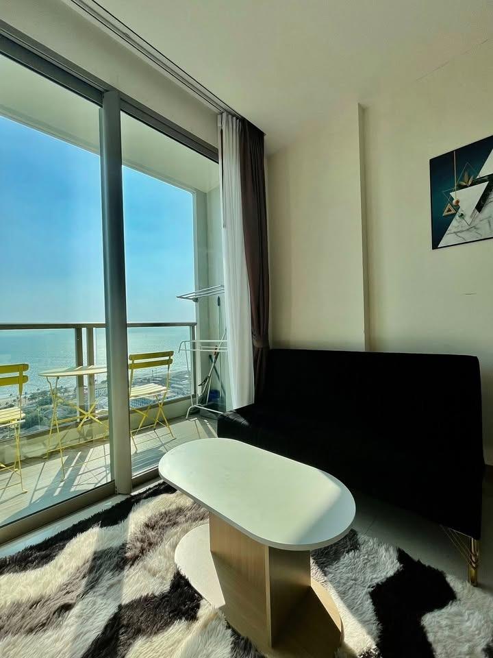 Riviera Jomtien 1BR Seaview Condo