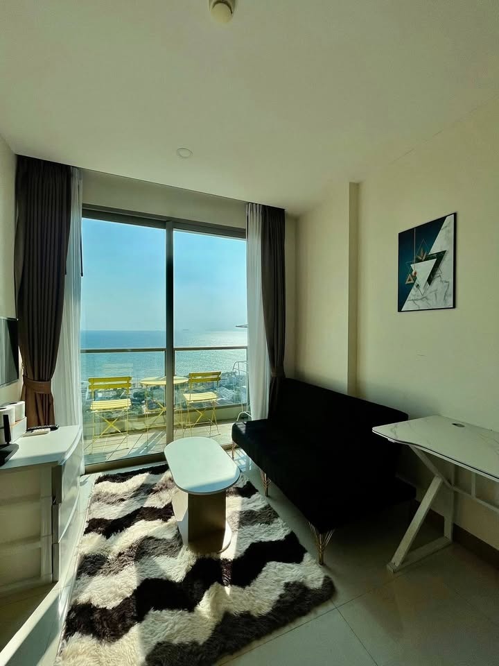 Riviera Jomtien 1BR Seaview Condo