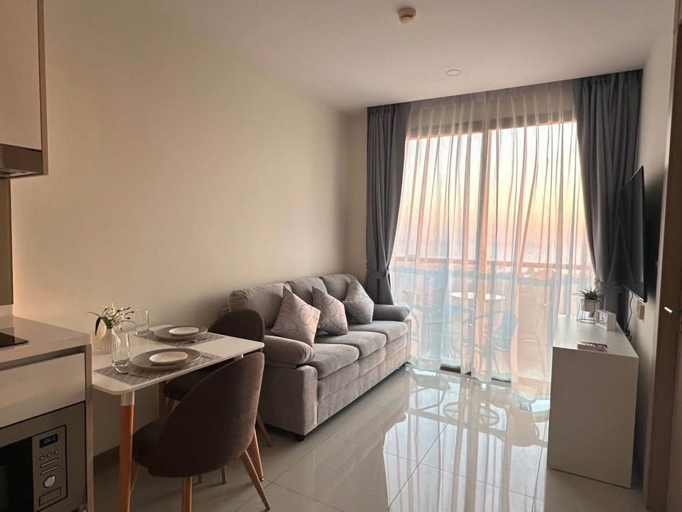 The Riviera Jomtien 1BR Condo Jomtien