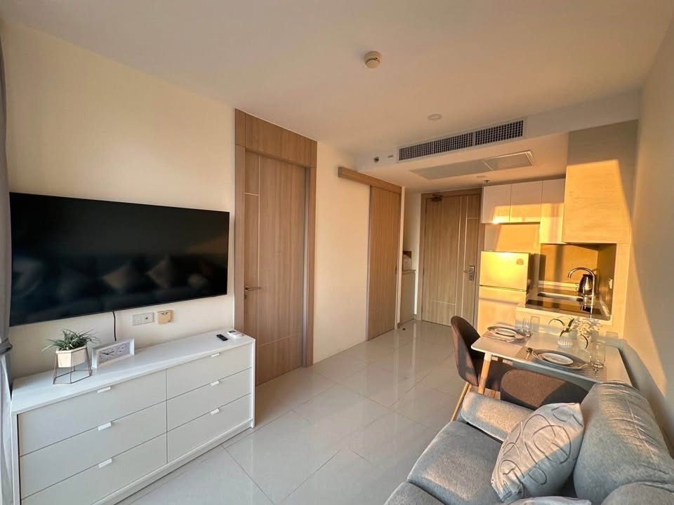 The Riviera Jomtien 1BR Condo Jomtien