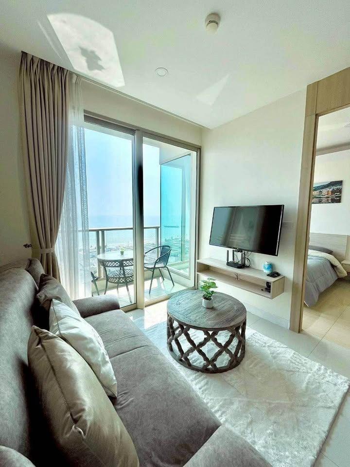 The Riviera Jomtien 1BR Condo Jomtien