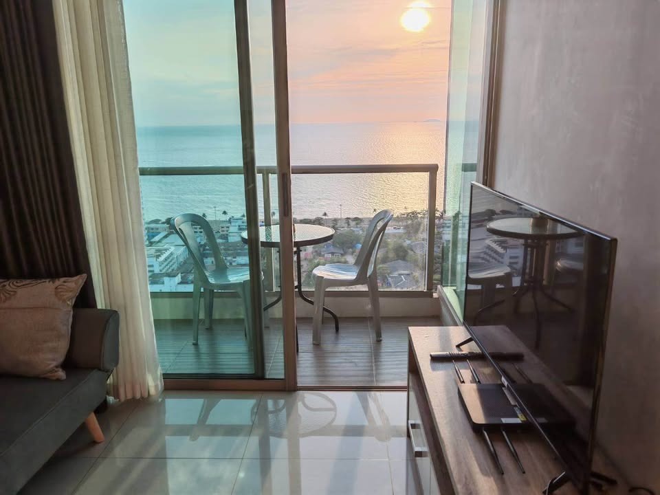 The Riviera Jomtien 1BR Condo Jomtien