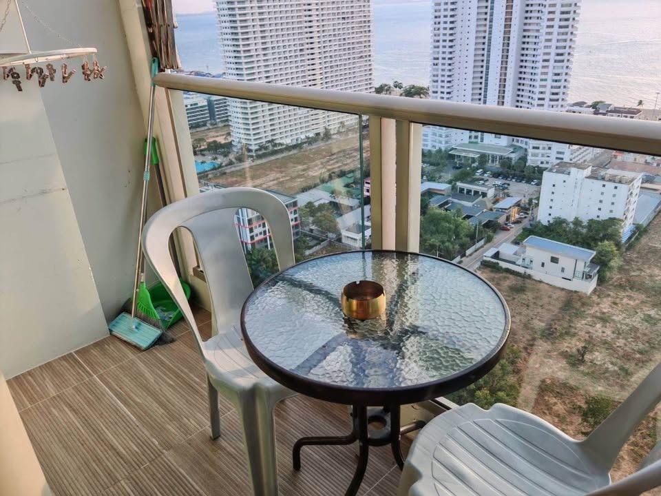 The Riviera Jomtien 1BR Condo Jomtien