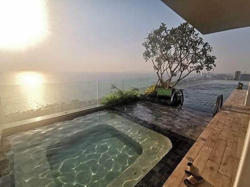 The Riviera Jomtien 2BR, 32nd Floor