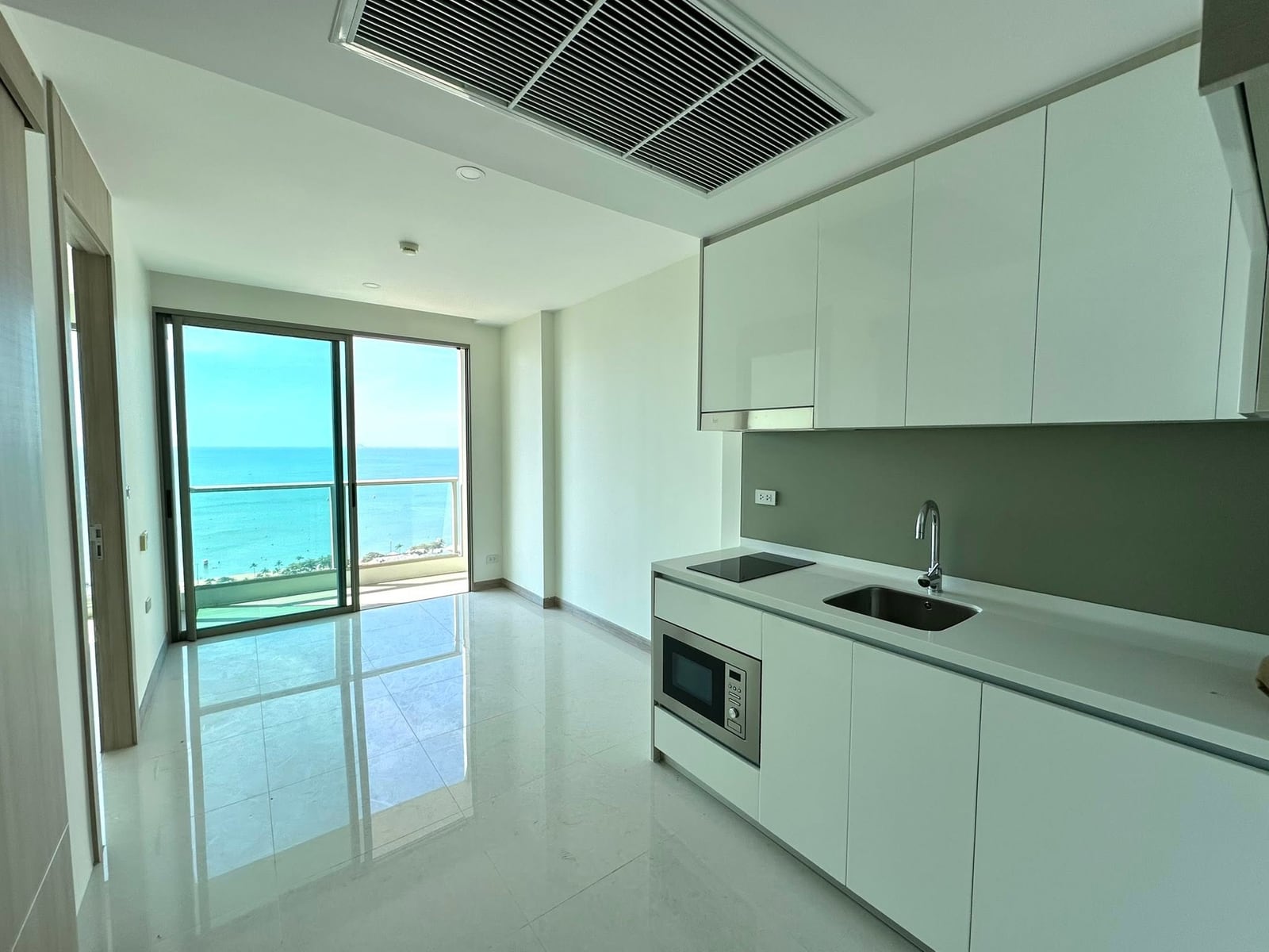 The Riviera Jomtien 1BR Sea view, 33rd Floor