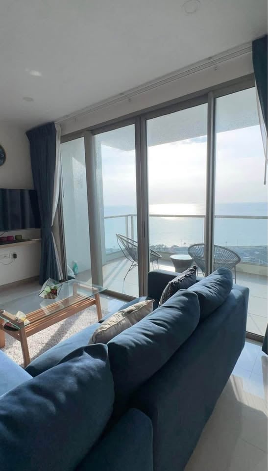 The Riviera Jomtien 2BR Sea view, 32nd Floor