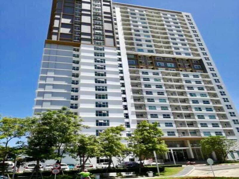 The Trust Condo 1BR Pool view, 8th Floor