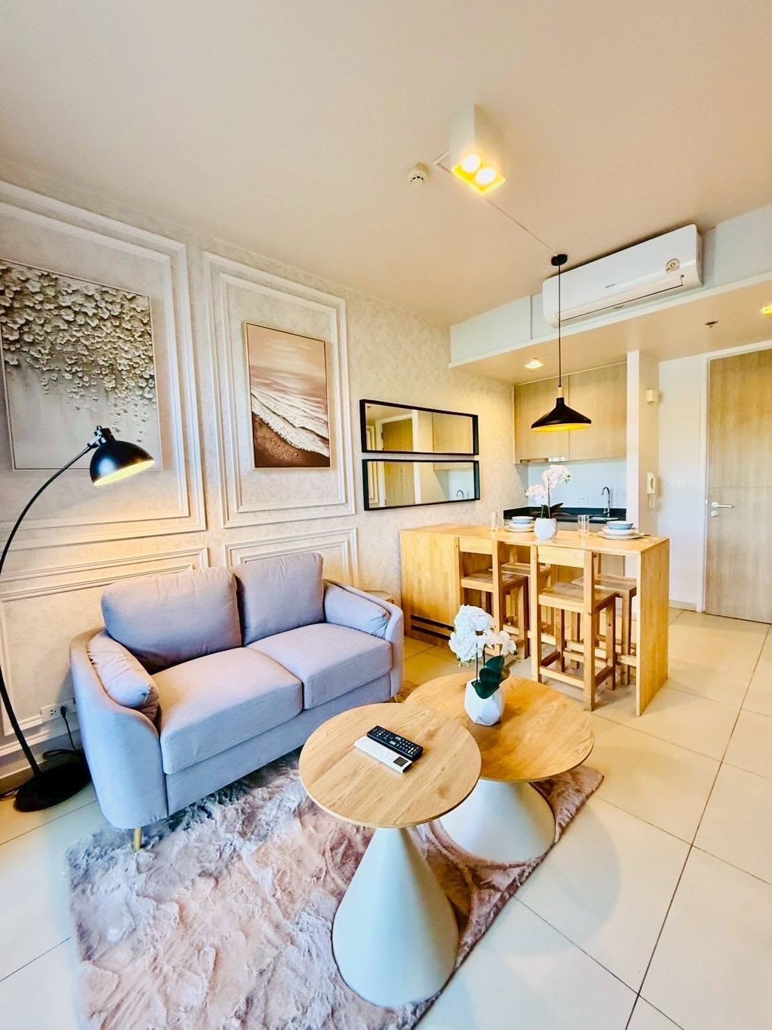 1-bed condo for rent at Unixx, Pratumnak