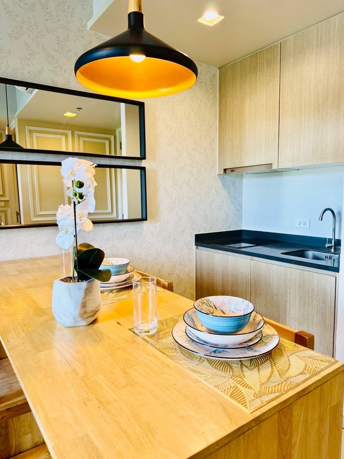 Unixx 1BR Condo, 15th Floor