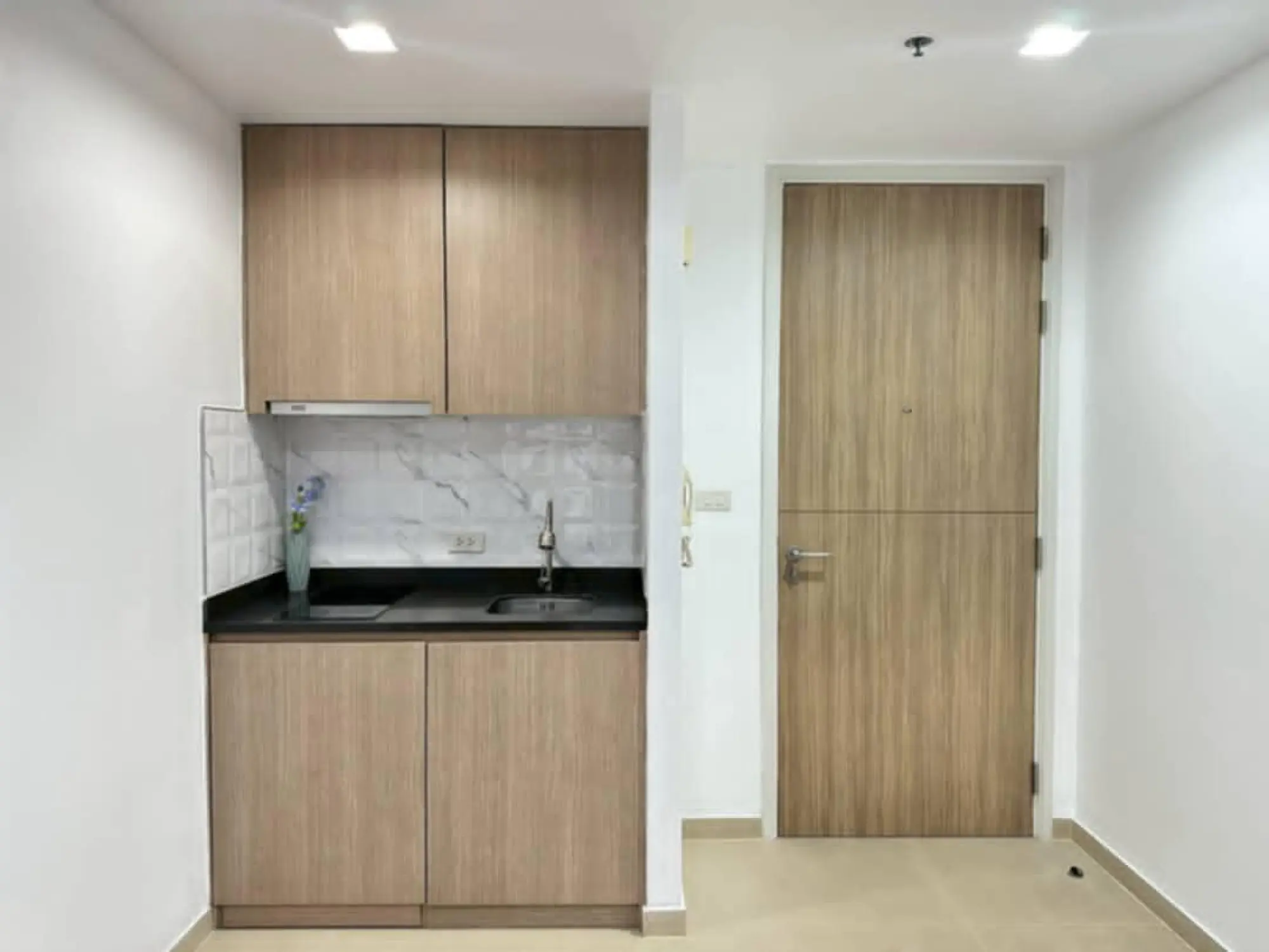 Unixx 1BR, 6th Floor