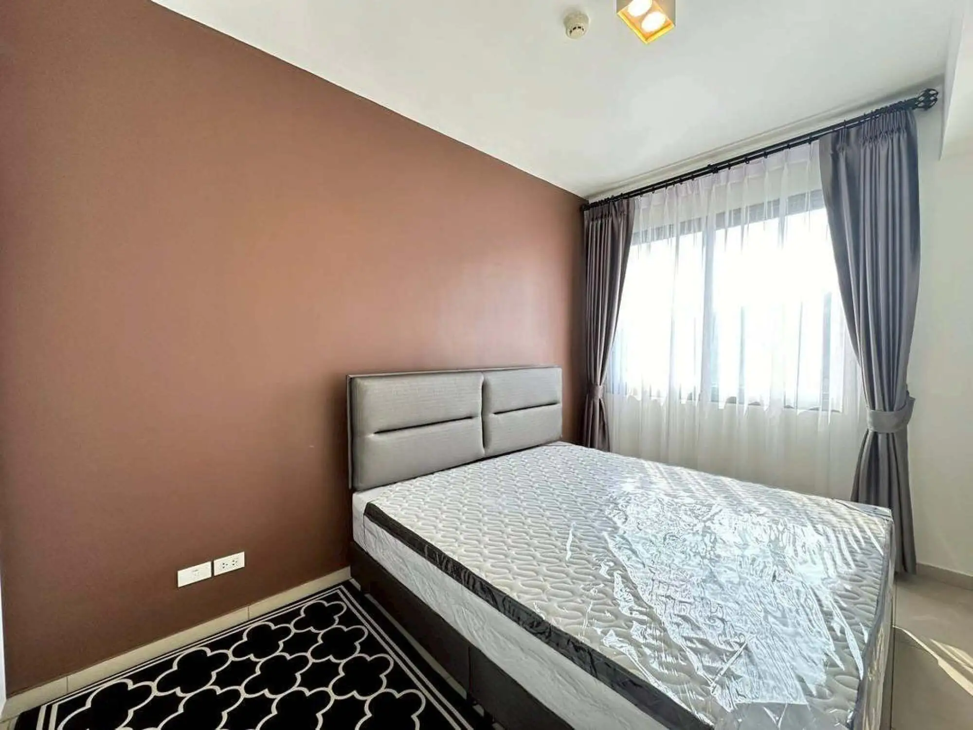 Unixx 1BR Sea view, 13th Floor