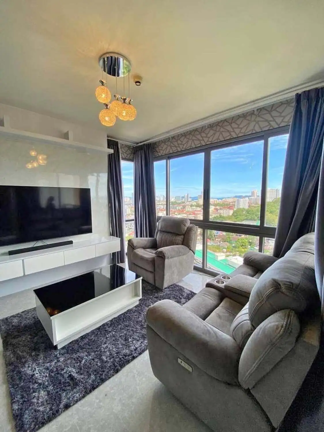 Unixx 2BR, 23rd Floor