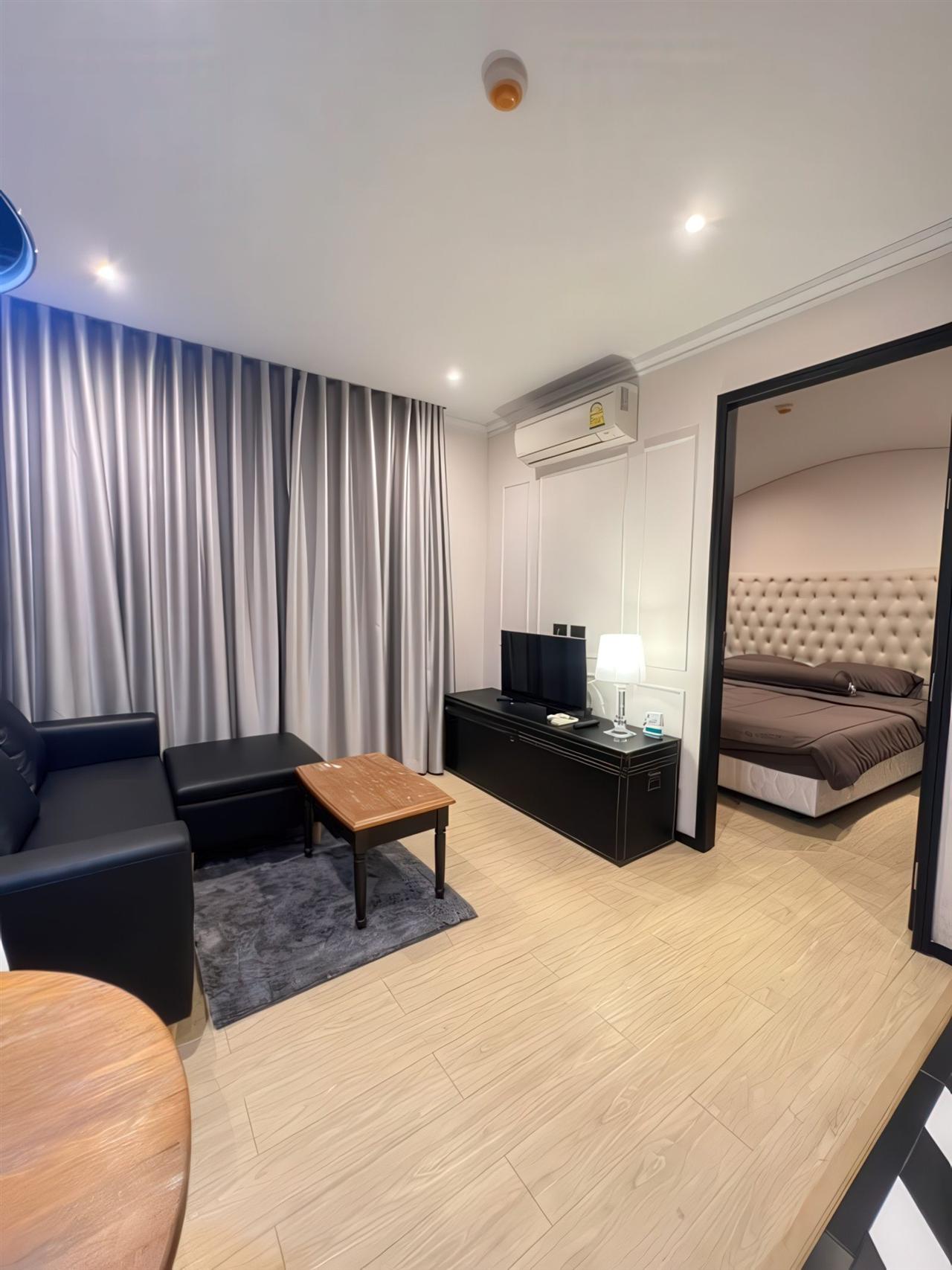 Venetian Signature Condo Resort