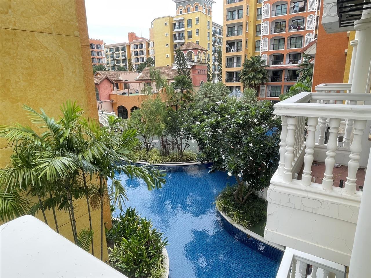 Venetian Signature Condo Resort Studio Pool view, 3rd Floor