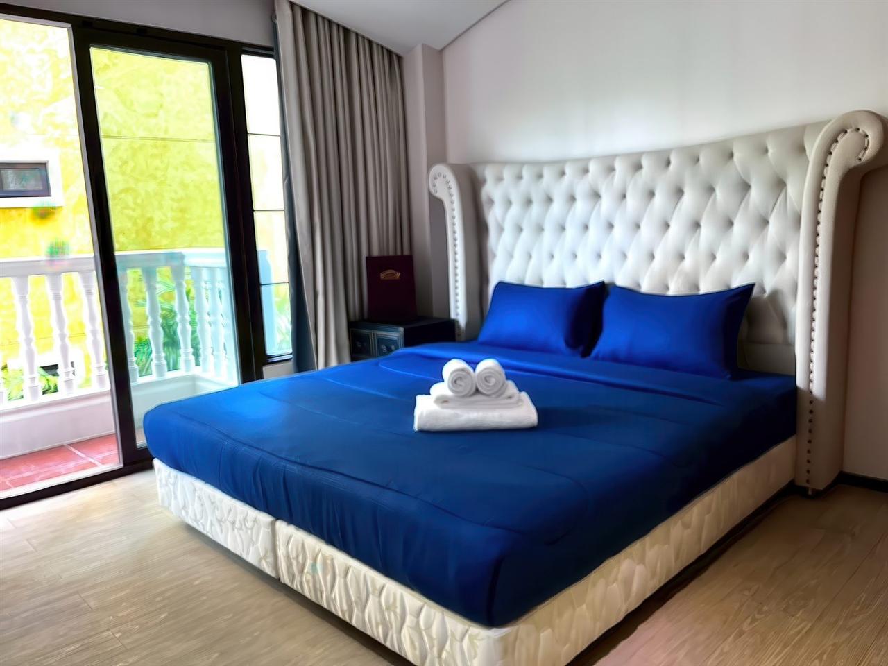 Venetian Signature Condo Resort Studio Pool view, 3rd Floor