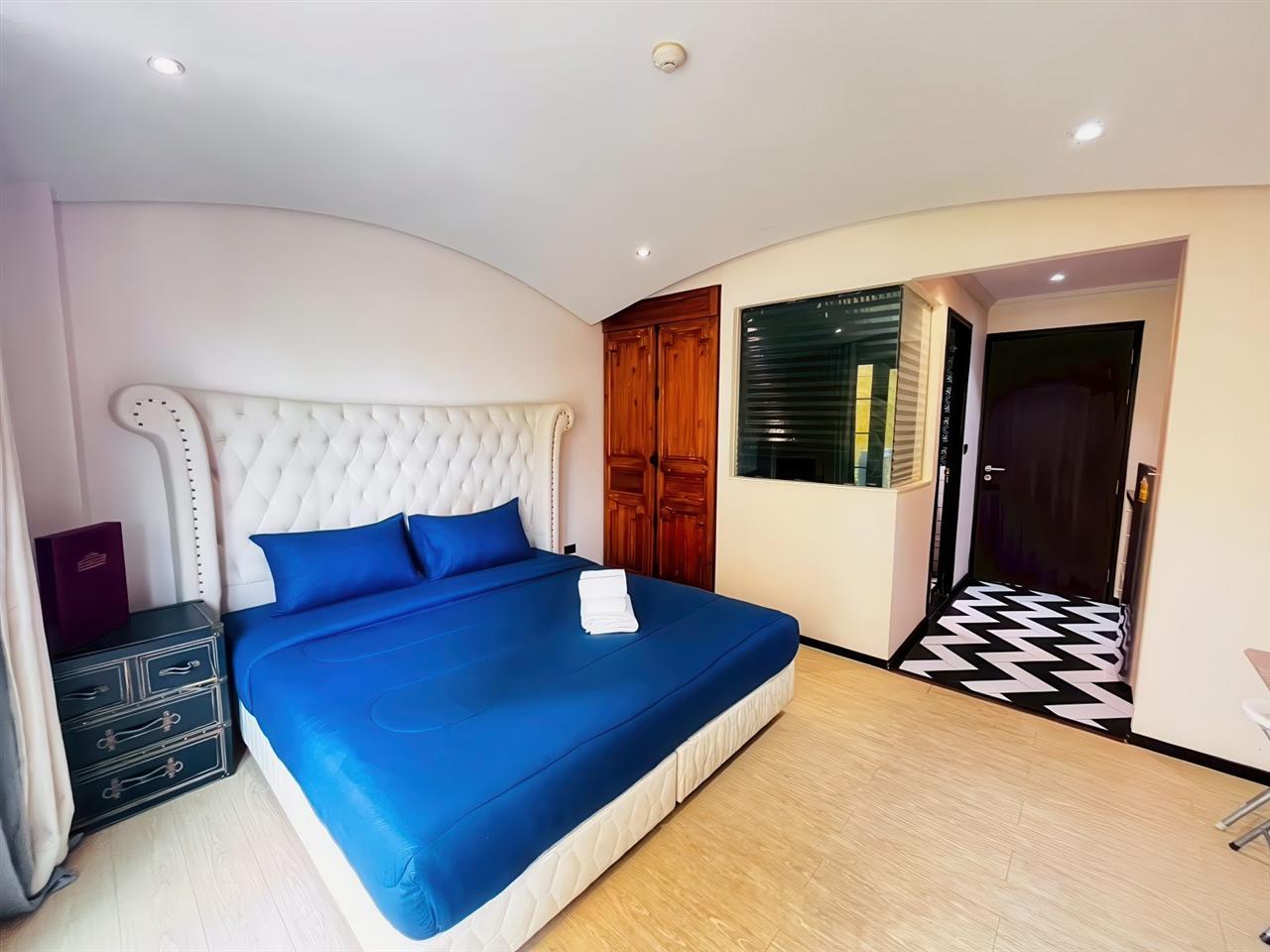 Venetian Signature Condo Resort Studio Pool view, 3rd Floor