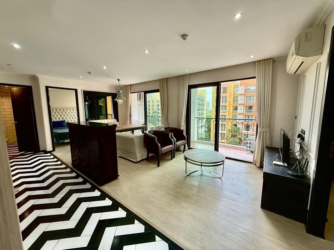 Venetian Signature Condo Resort 2BR Pool view, 6th Floor
