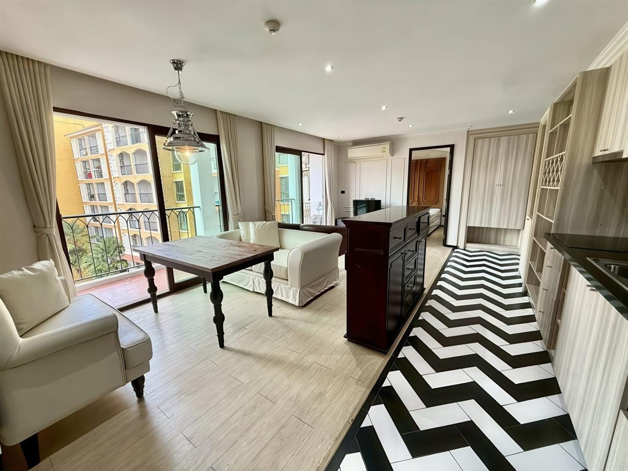 Venetian Signature Condo Resort 2BR Pool view, 6th Floor