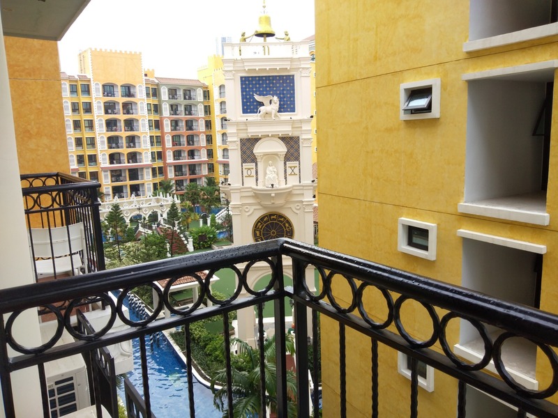 Venetian Signature Condo Resort Studio Pool view, 5th Floor