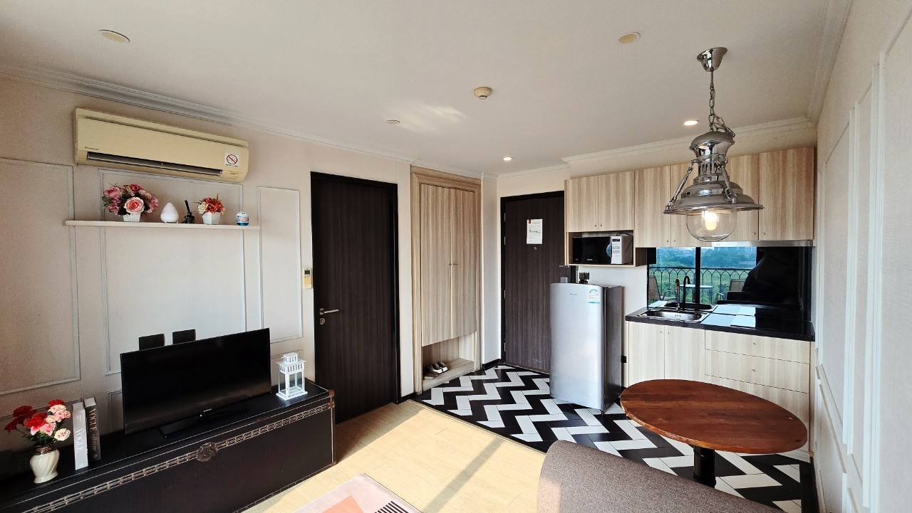 Venetian Signature Condo Resort 1BR, 6th Floor
