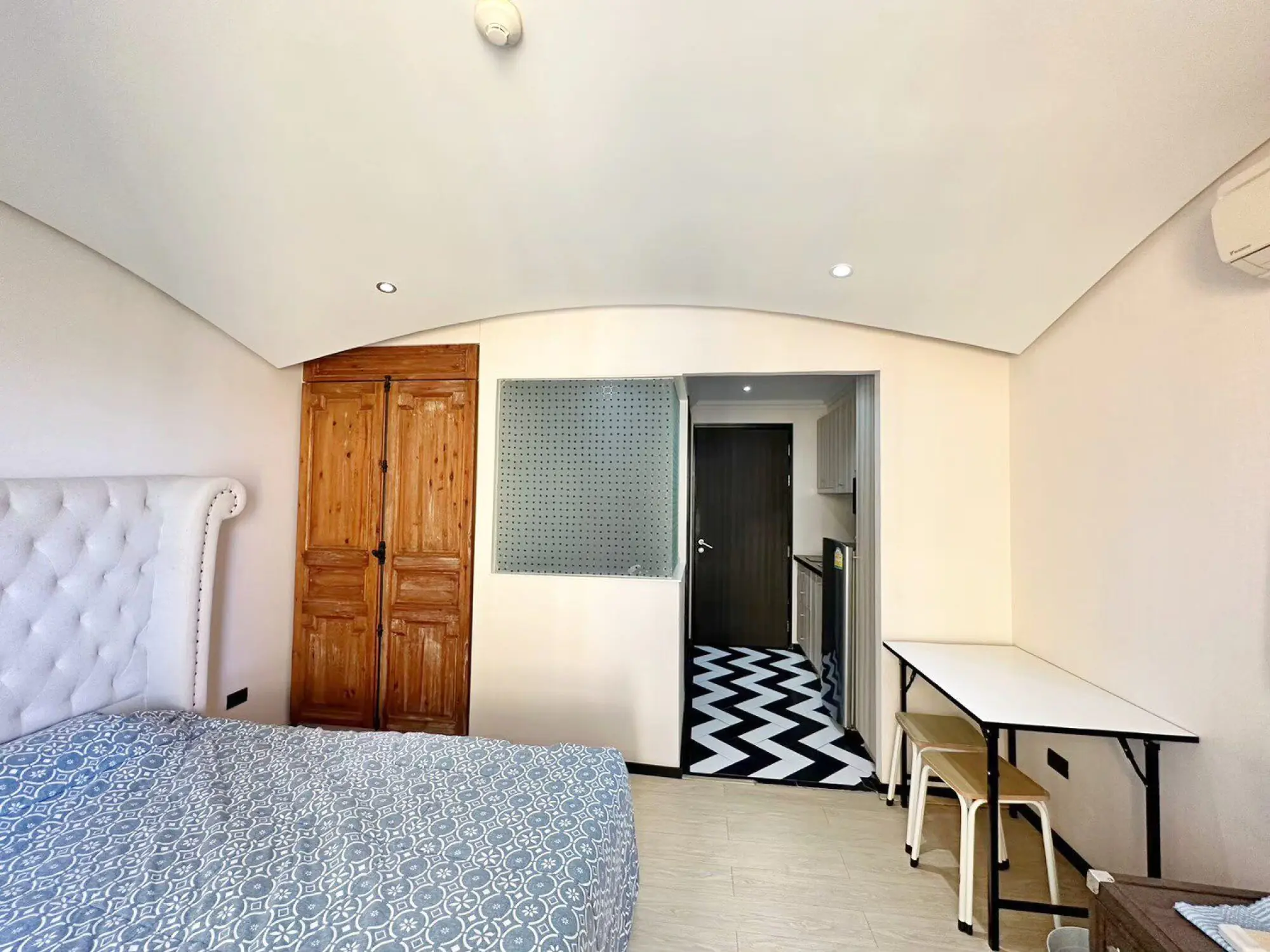 Venetian Signature Condo Resort 1BR Sea view, 7th Floor