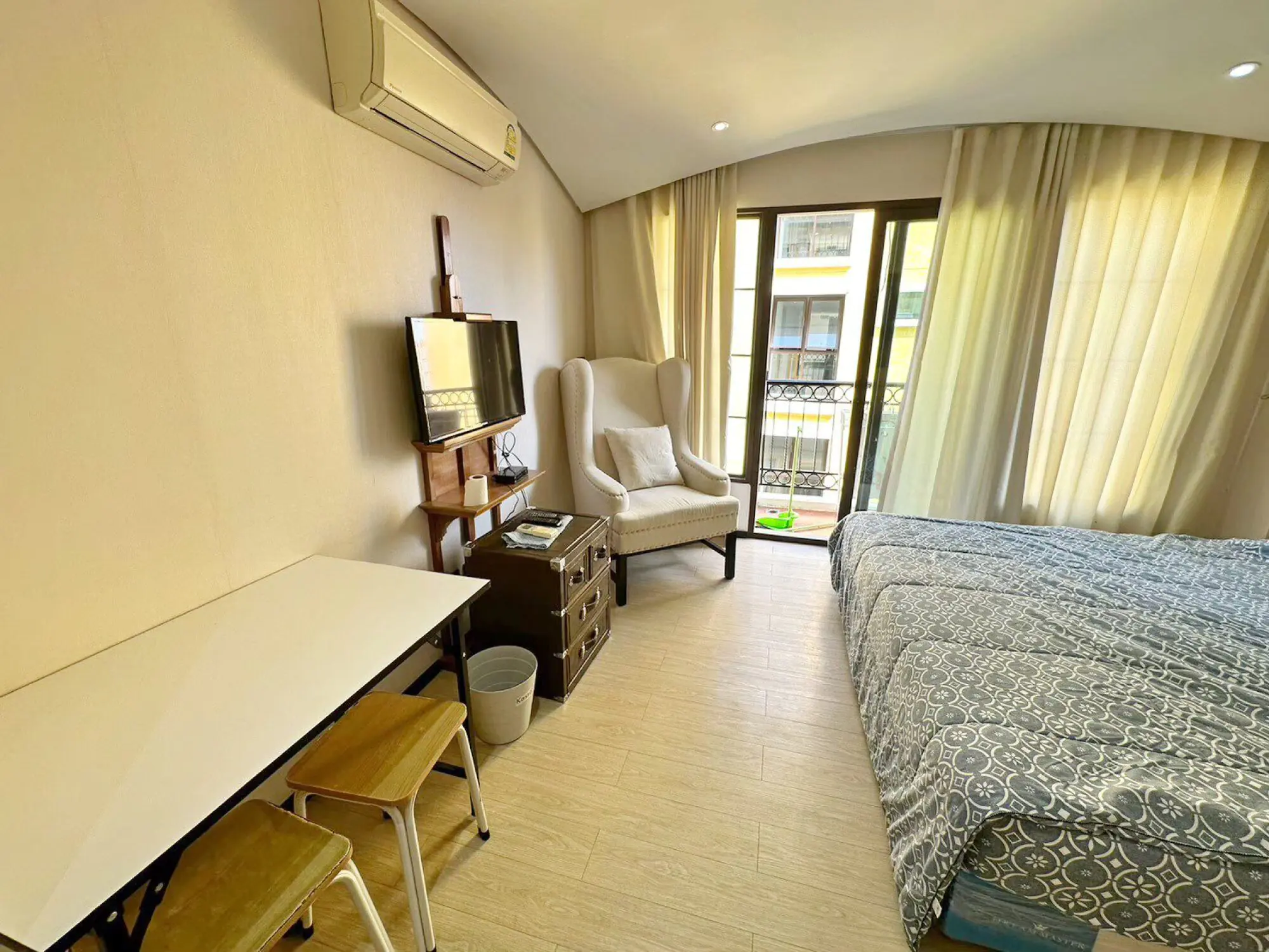 Venetian Signature Condo Resort 1BR Sea view, 7th Floor