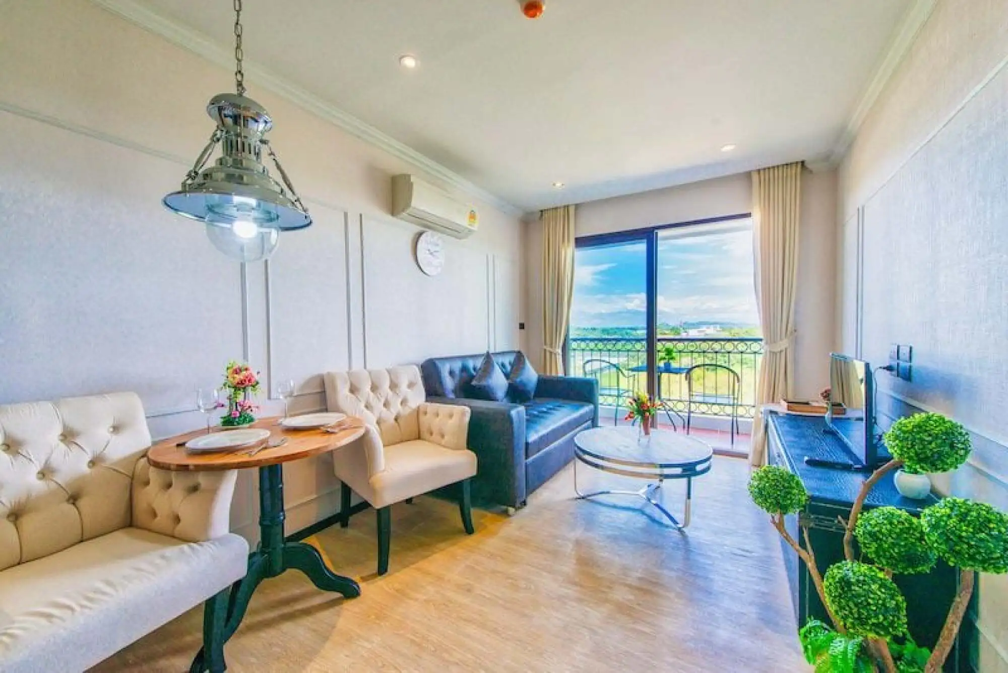 Venetian Signature Condo Resort 1BR Pool view, 5th Floor