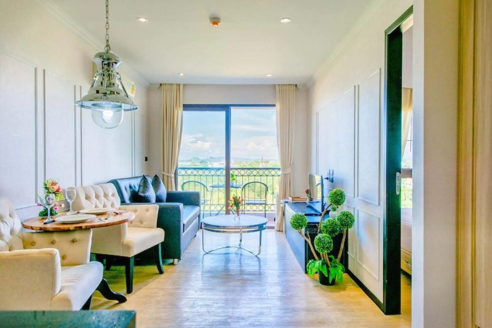 Venetian Signature Condo Resort 1BR Pool view, 5th Floor