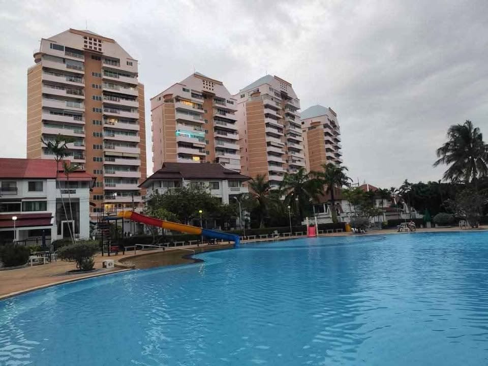 Studio sea view condo for rent at View Talay 1, Pratumnak