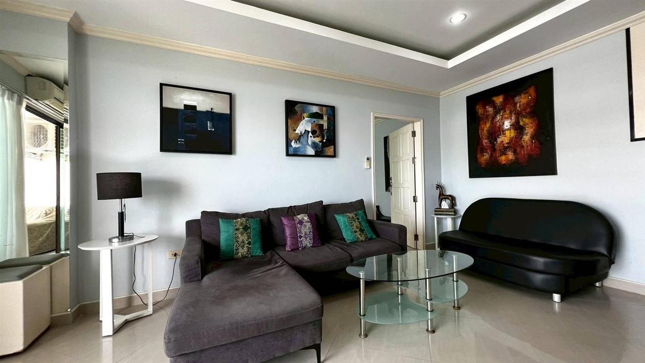 View Talay 5 1BR Sea view, 19th Floor