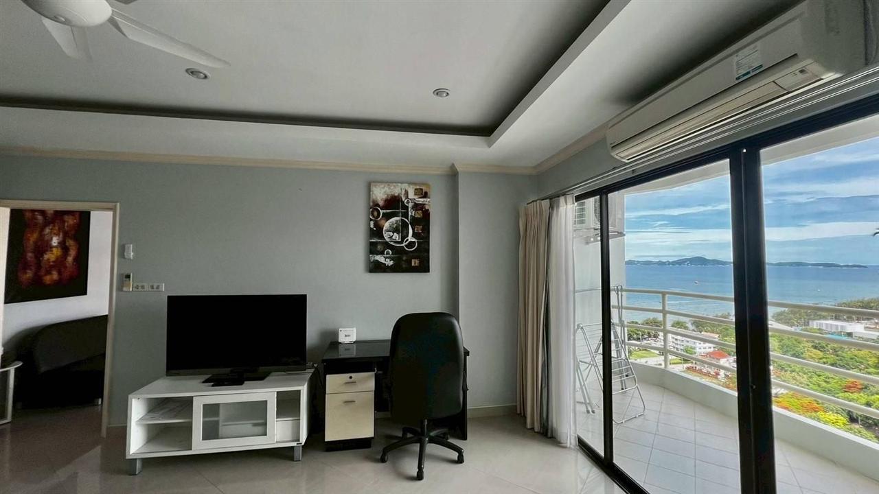 View Talay 5 1BR Sea view, 19th Floor