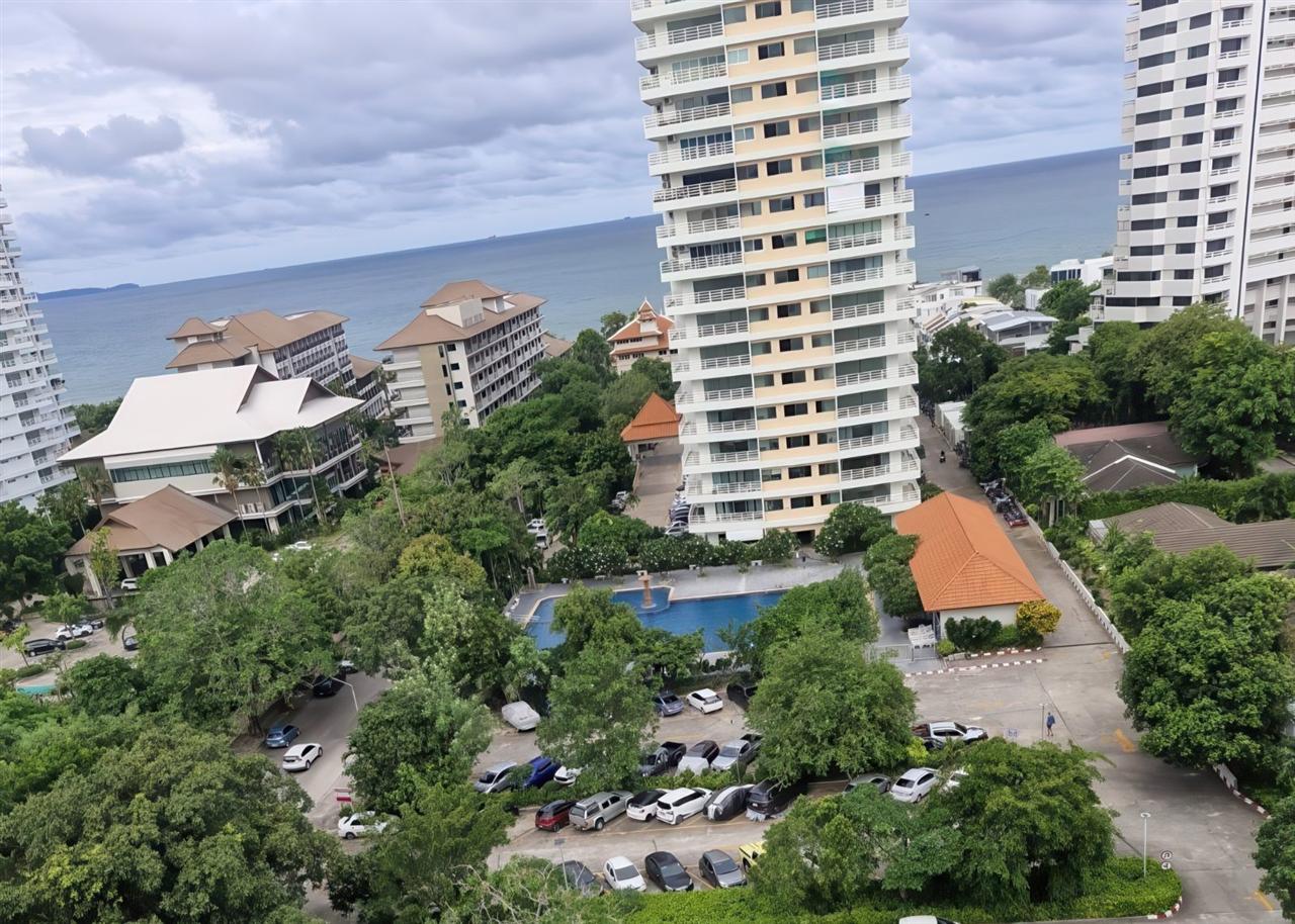 View Talay 5 Studio Sea view/City, 12th Floor