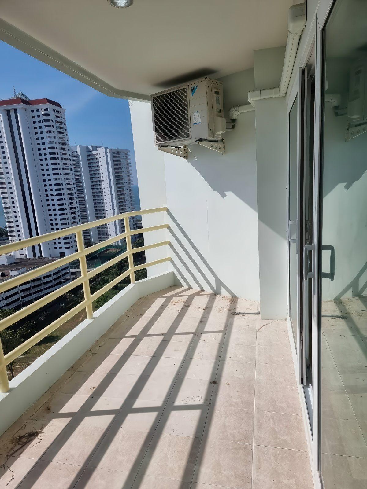 View Talay 5 Studio Sea view, 17th Floor