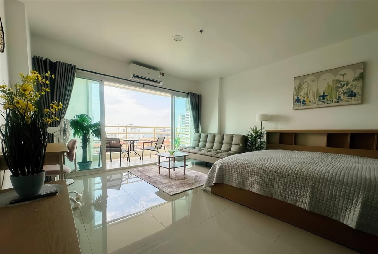 View Talay 5 Studio Sea view, 13th Floor