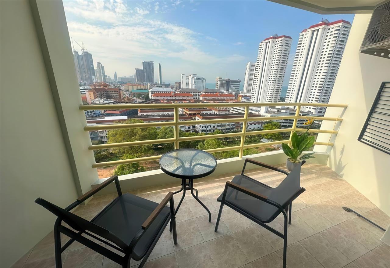 View Talay 5 Studio Sea view, 13th Floor
