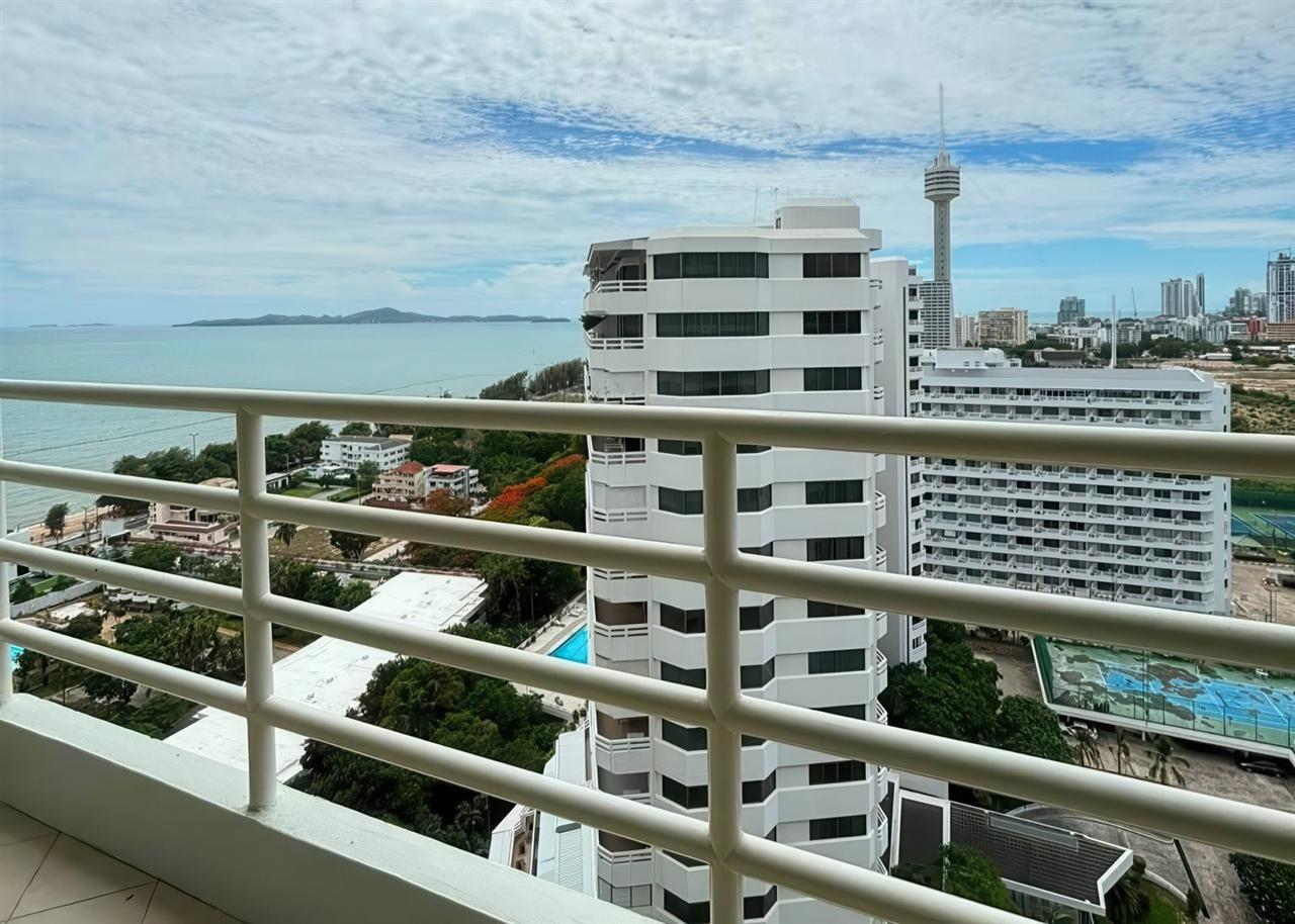 View Talay 5 1BR Sea view, 19th Floor