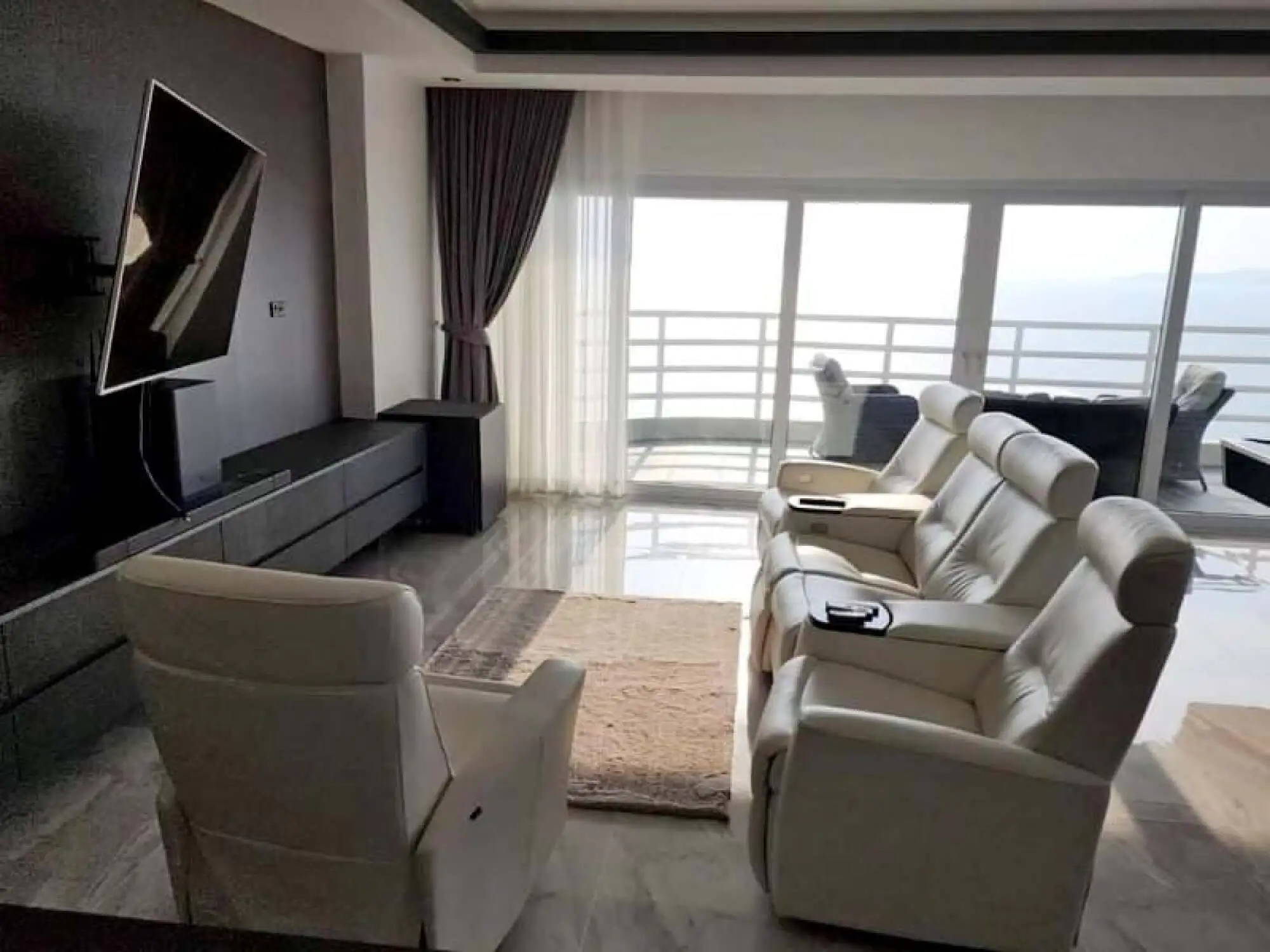View Talay 7 3BR Sea view