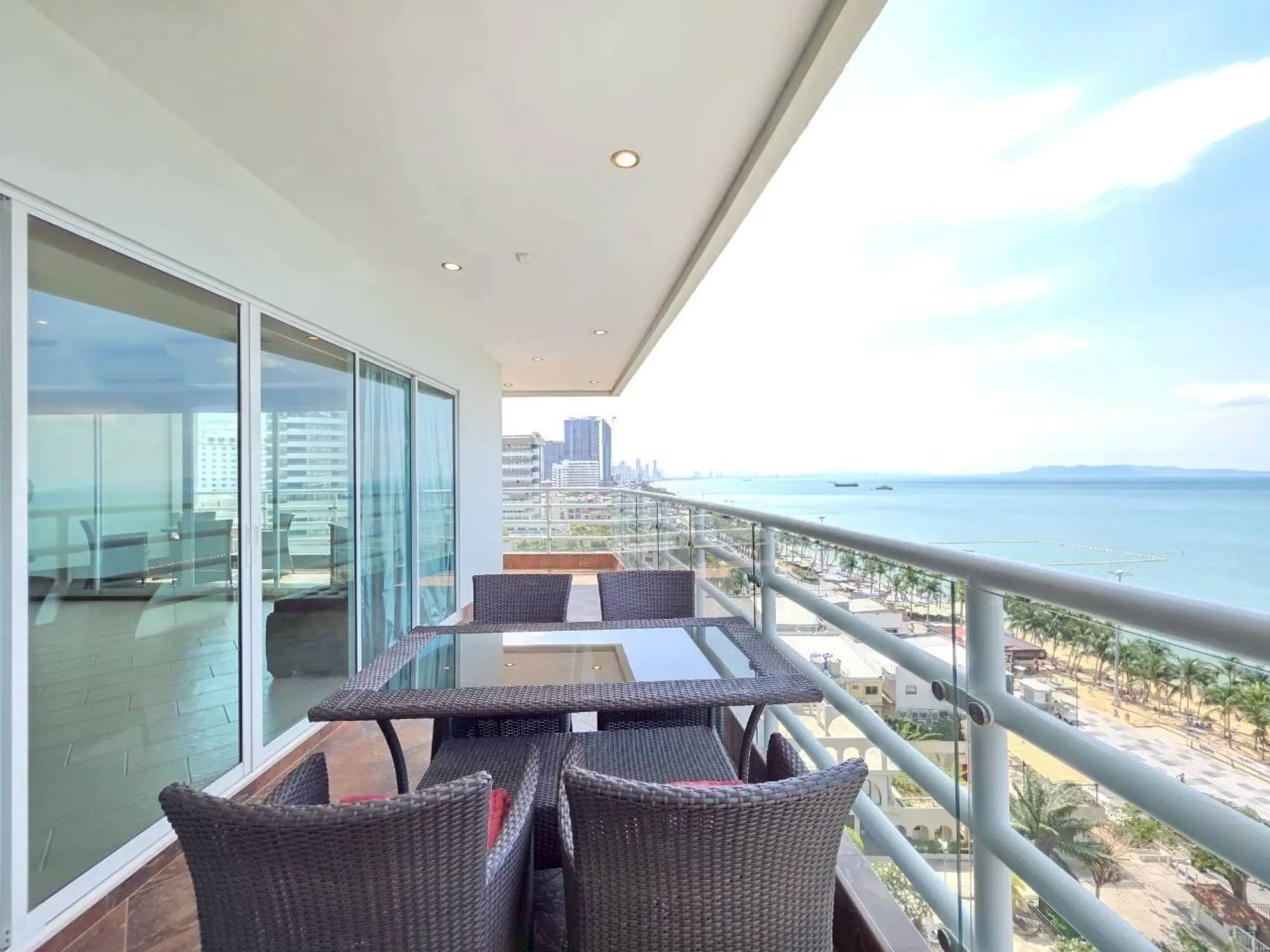 View Talay 7 2BR Sea view, 11th Floor