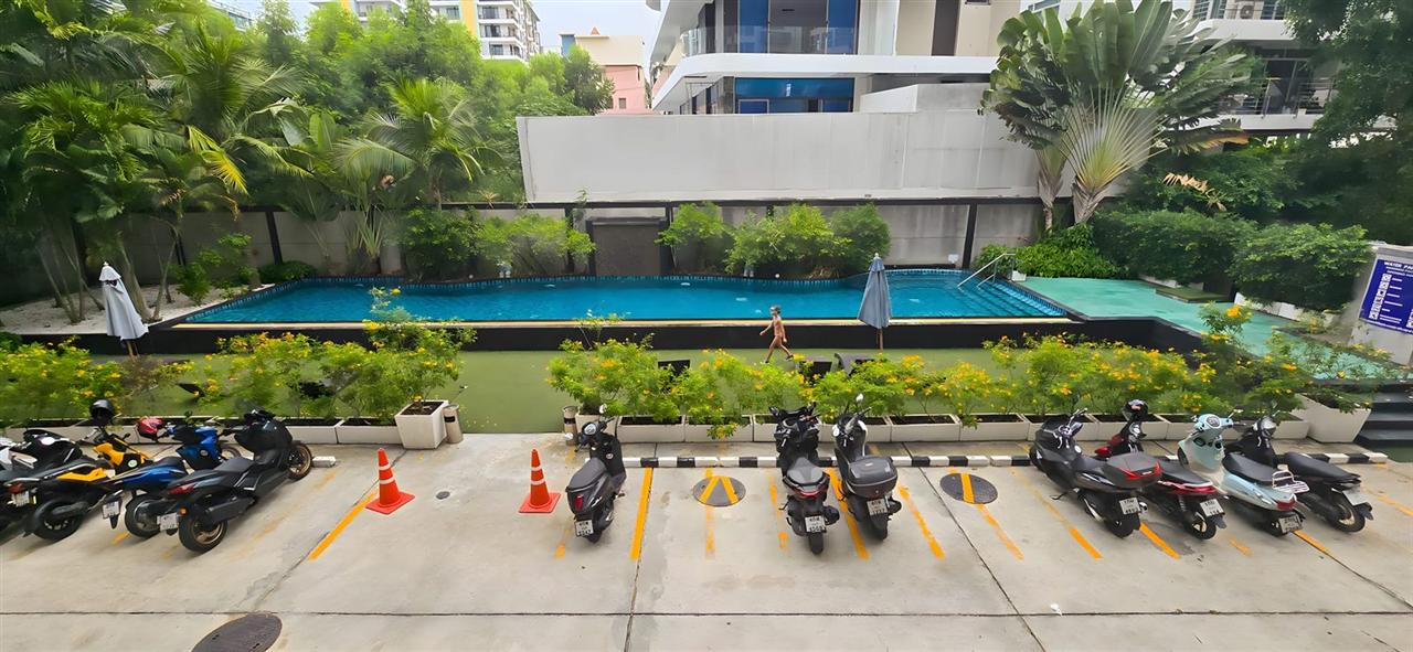 Water Park 1BR Pool view, 2nd Floor