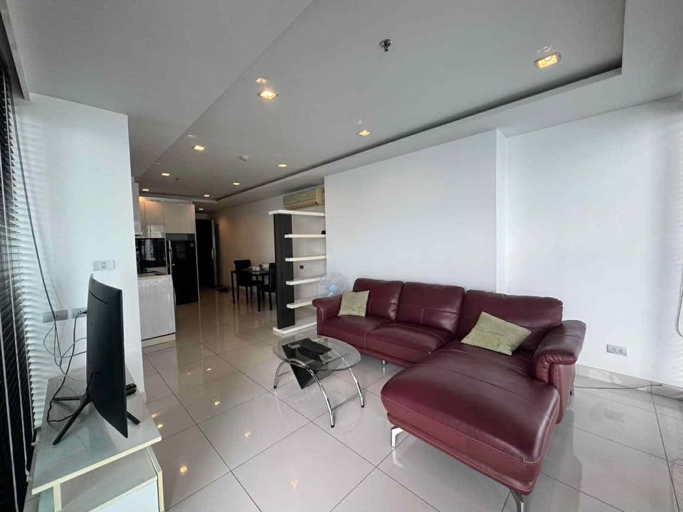 Wongamat Tower 1BR Condo