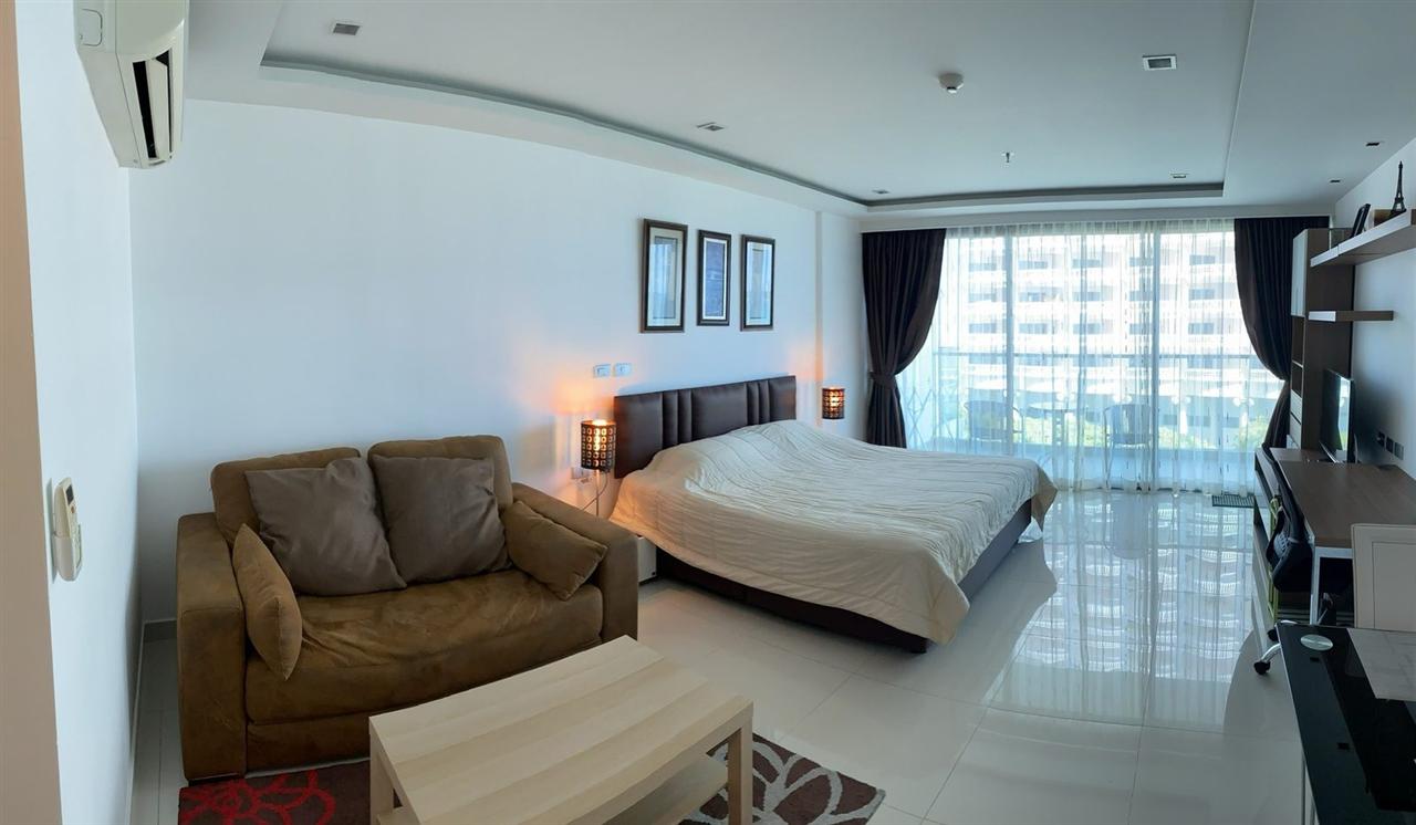 Wongamat Tower Studio Sea view, 8th Floor