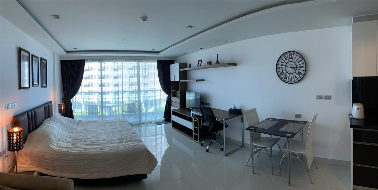 Wongamat Tower Studio Sea view, 8th Floor