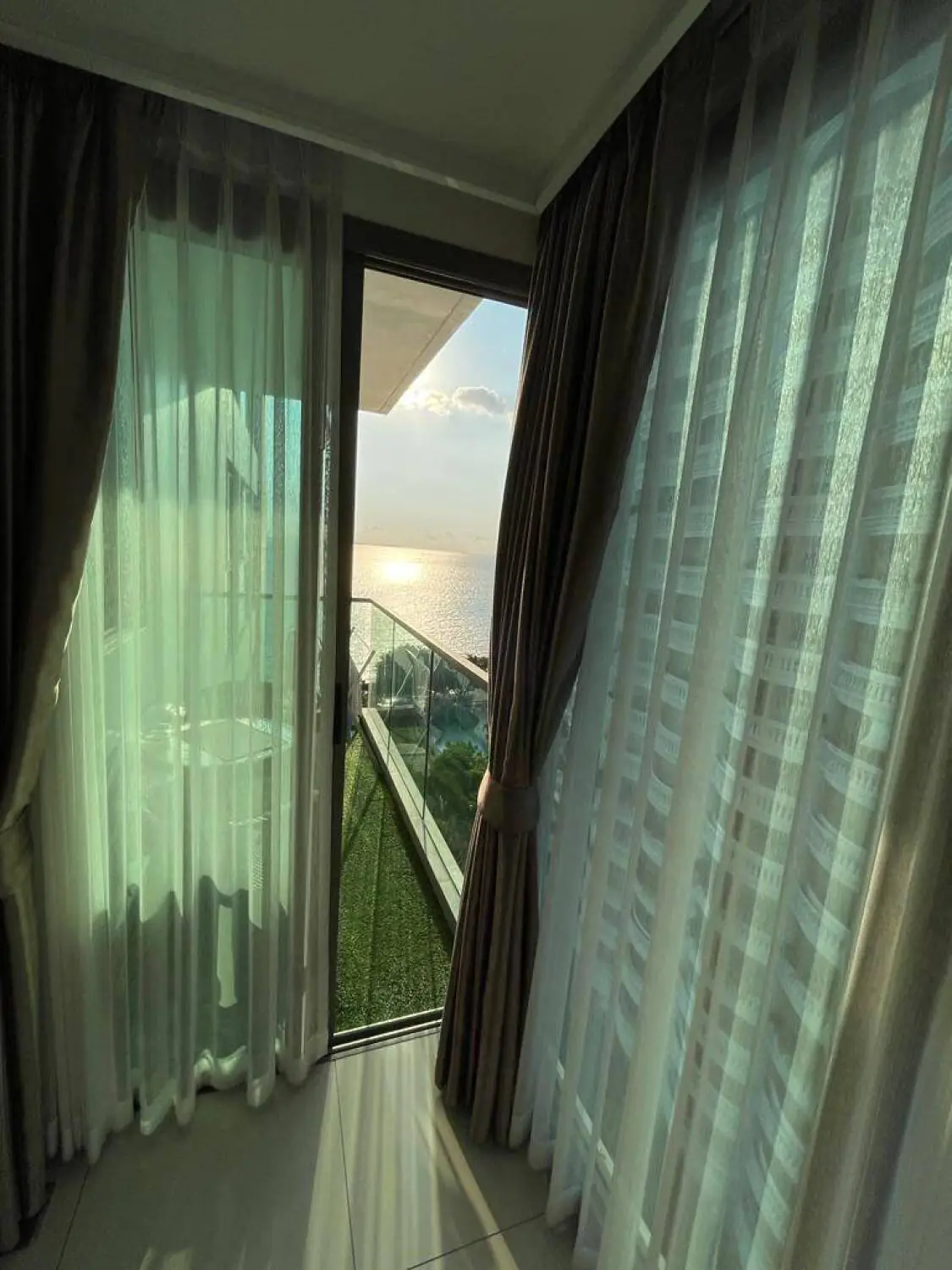 Wongamat Tower Sea view, 14th Floor