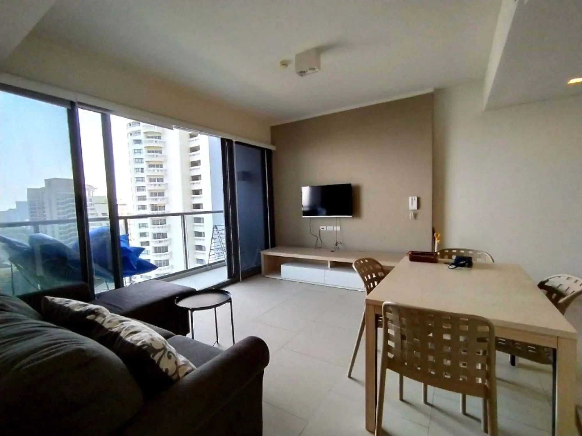 Zire Wongamat 1BR Sea view, 17th Floor