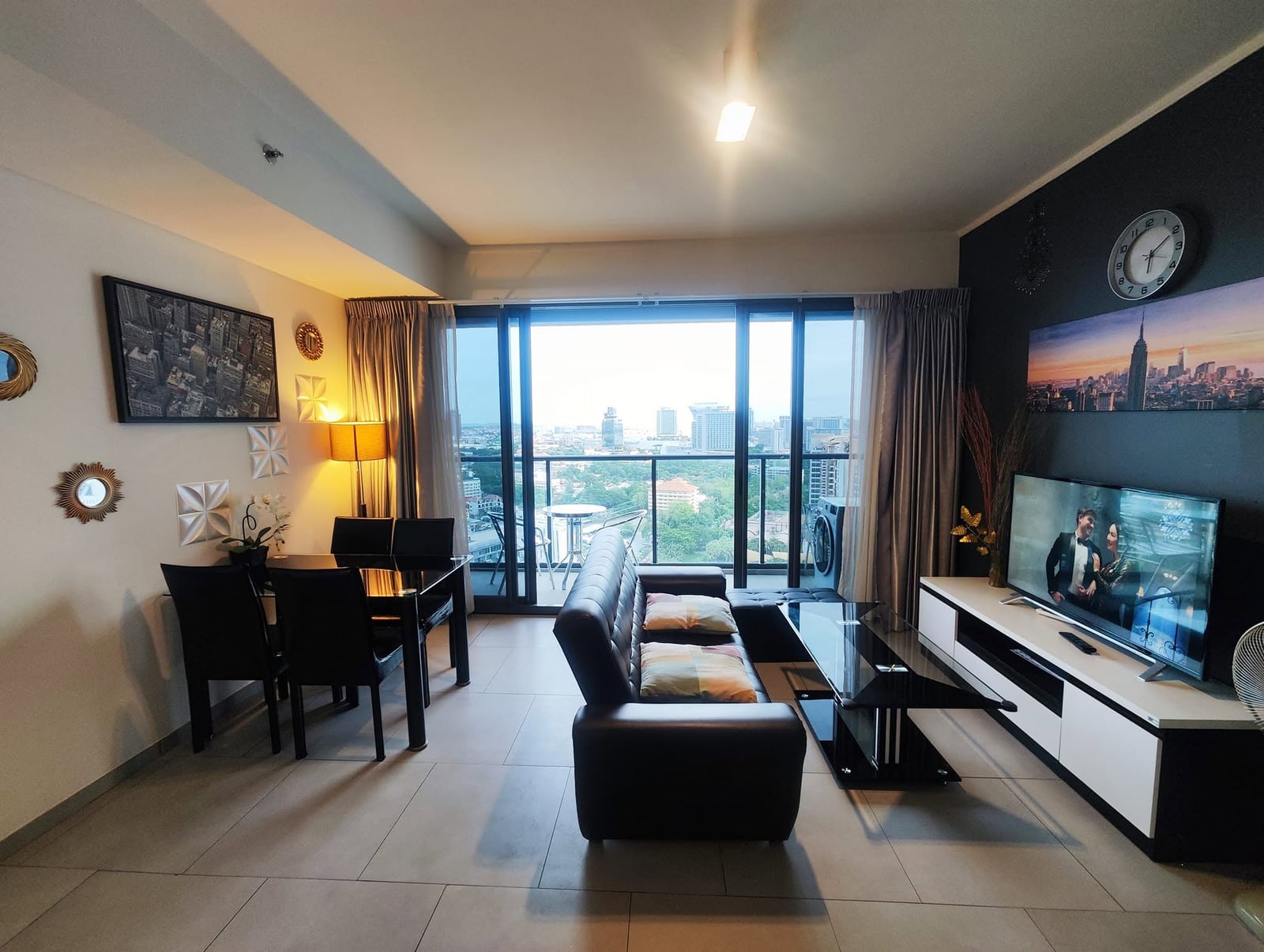 Zire Wongamat 1BR, 26th Floor